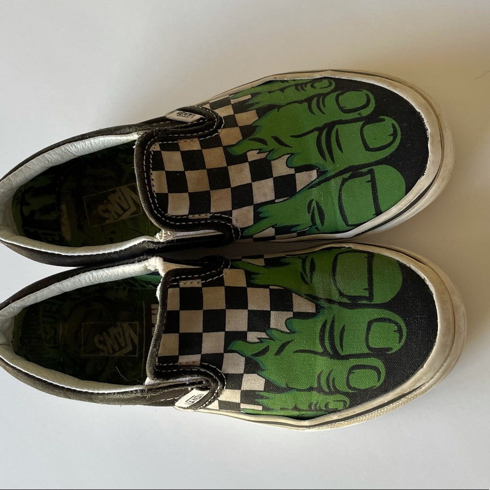 Hulk vans